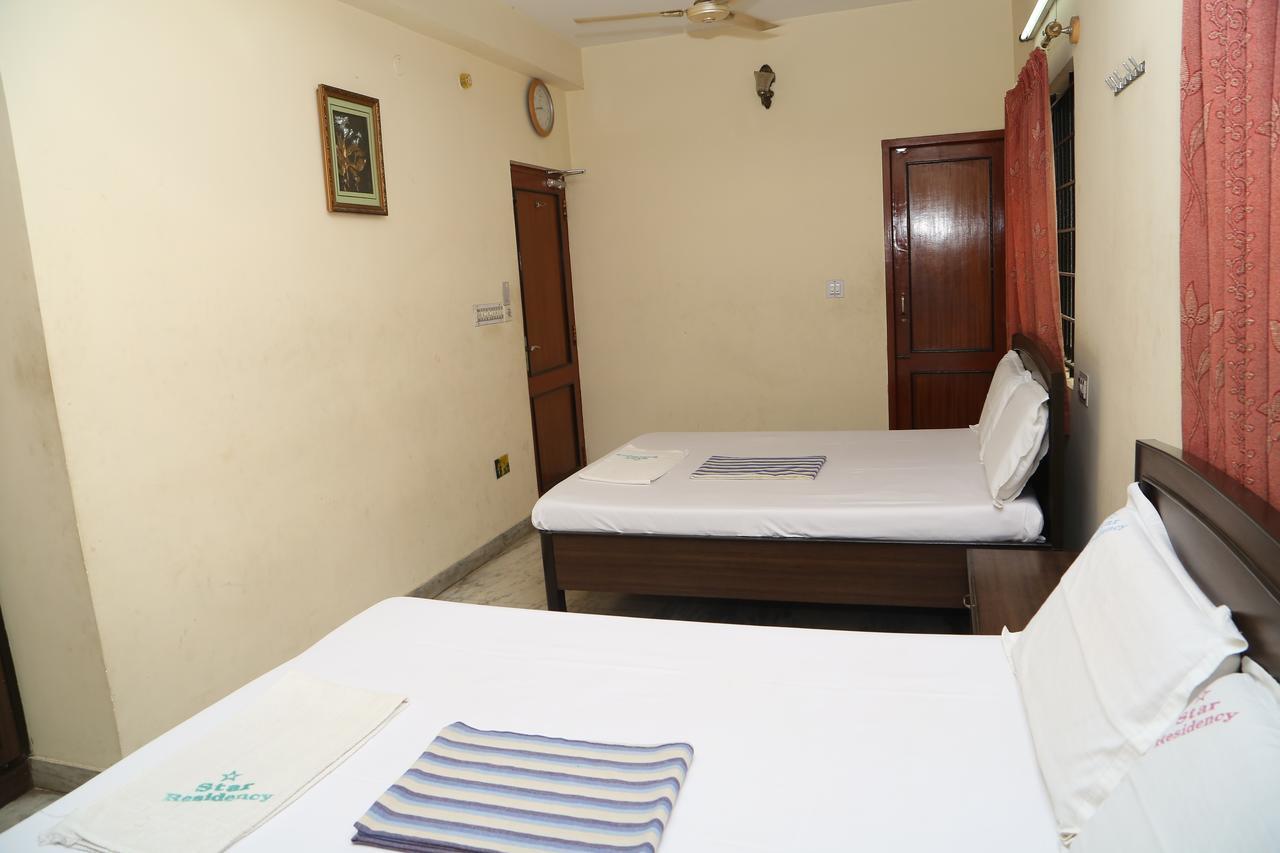Star Residency Villa Madras Buitenkant foto
